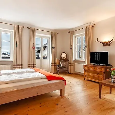 Zur Post 4* Sankt Gilgen