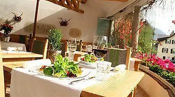 Hotel Zur Post 4*