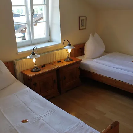 Zur Post Otel Sankt Gilgen